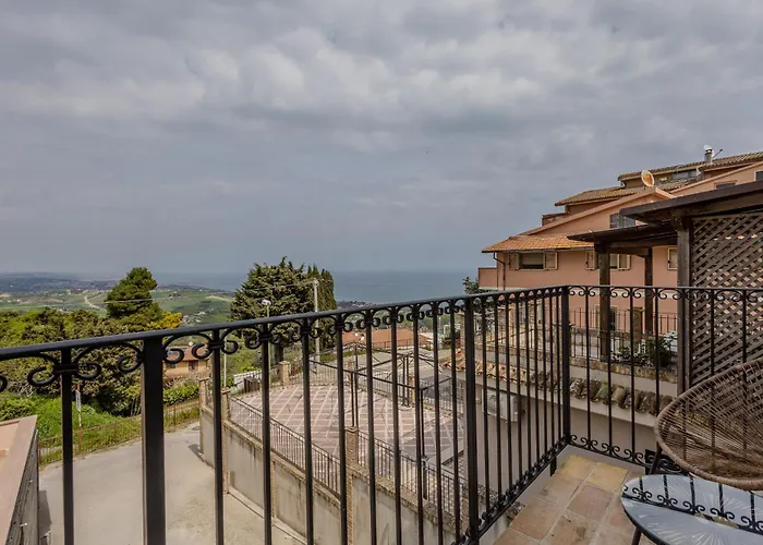 Ξενοδοχείο 1137 *