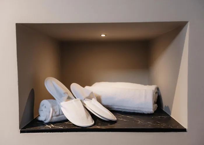 1137 Ξενοδοχείο *